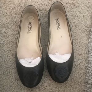 ❌ SOLD ❌ Michael Kors - Fulton Flat